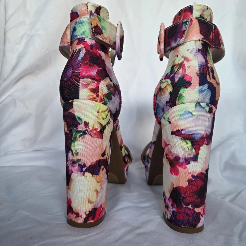 Women's Floral Platform Heels - Picture 11 of 16